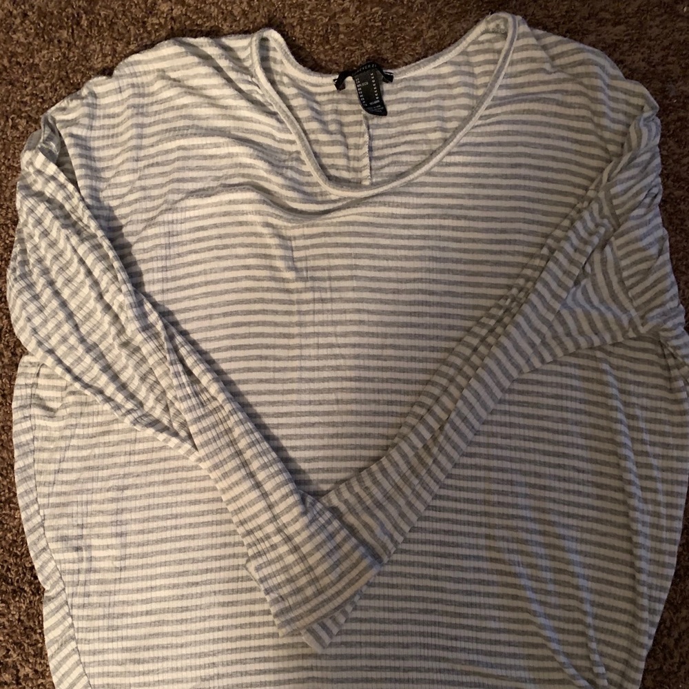 Medium long striped shirt oversized